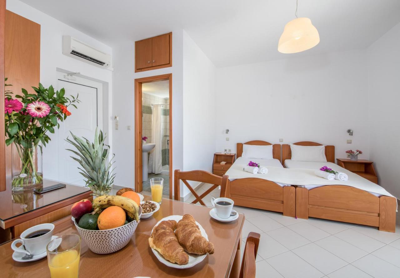 Joanna'S Place Palaiochora Ngoại thất bức ảnh