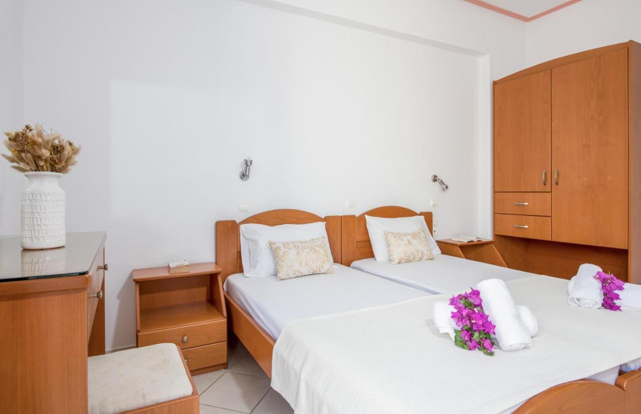 Joanna'S Place Palaiochora Ngoại thất bức ảnh